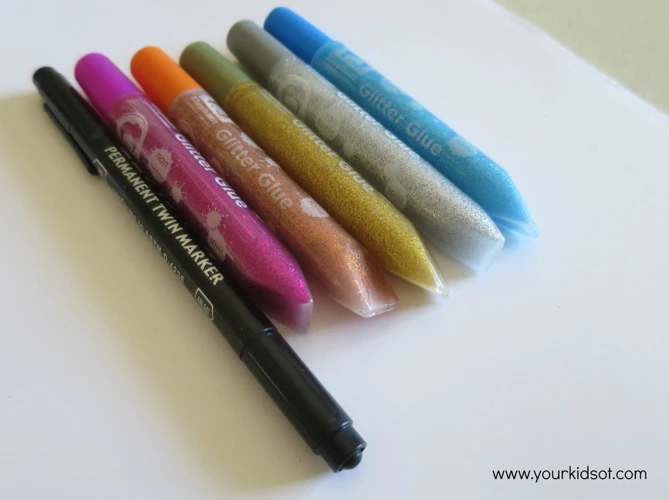 Advantages Of Using Glitter Glue Pens