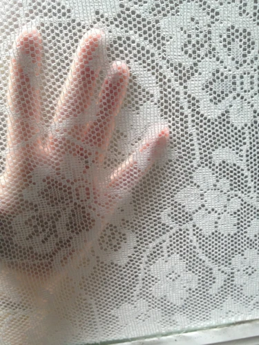 Glueing The Lace To The Window