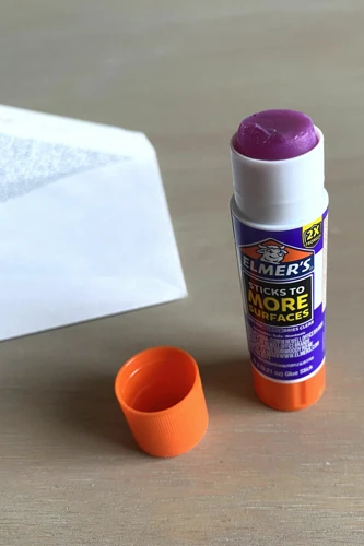 How To Seal An Envelope Without Glue Using Clear Tape