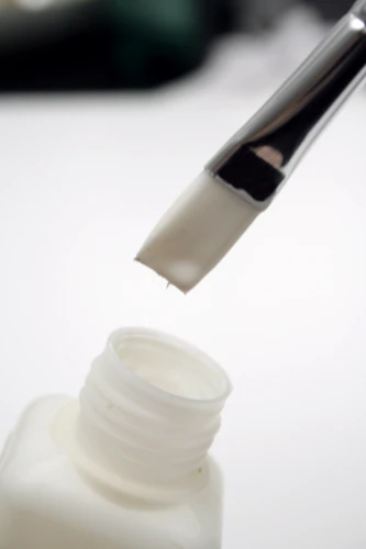 How To Use White Latex Glue