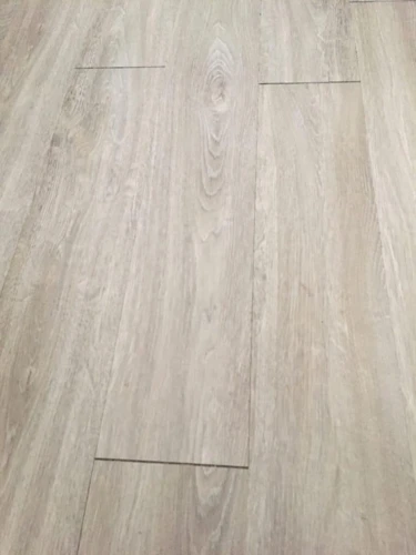 Pros And Cons Of Glue-Down Vinyl Plank Flooring