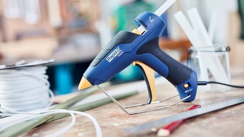 What Is Hot Melt Glue?